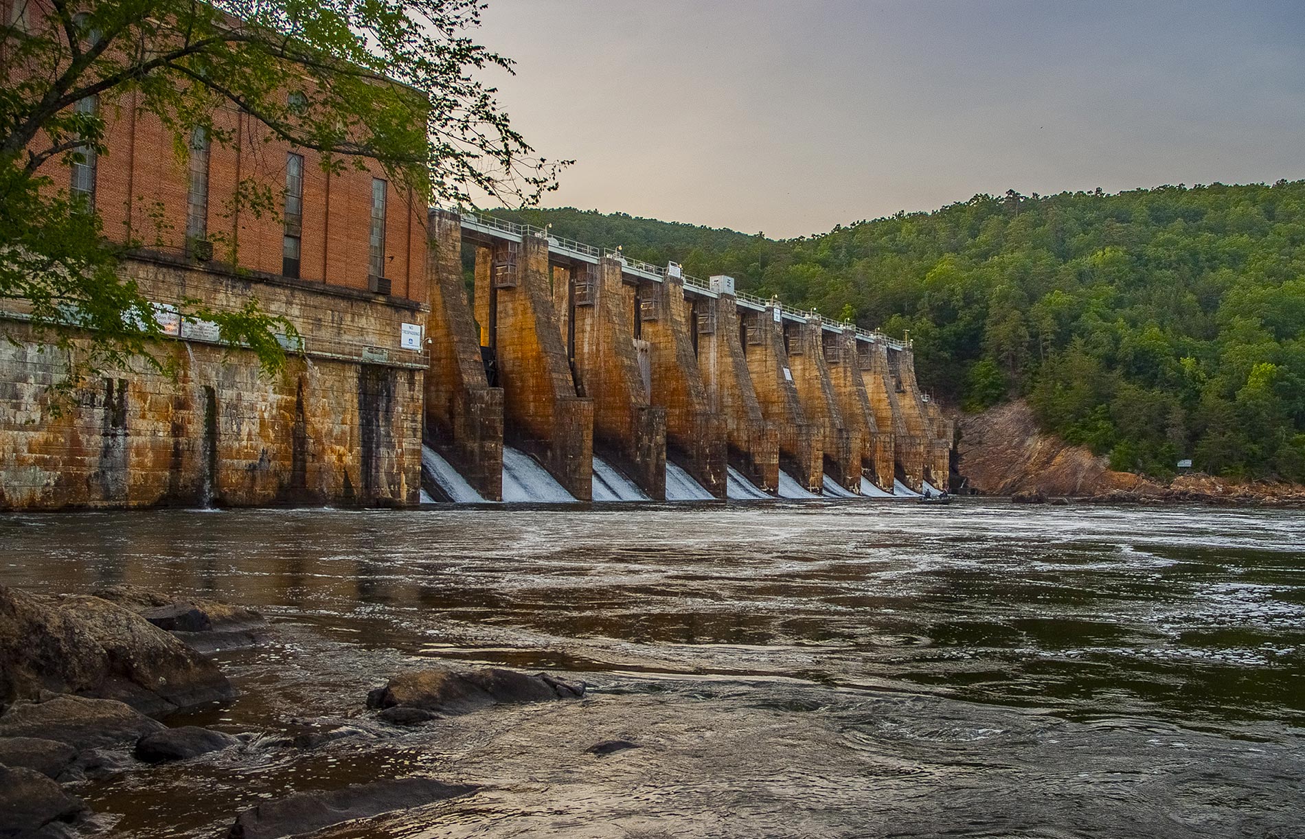Falls-Dam-J